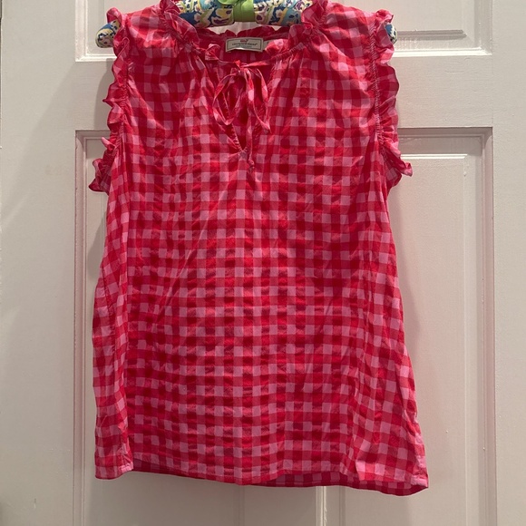 Beautiful checkered top - Picture 1 of 3